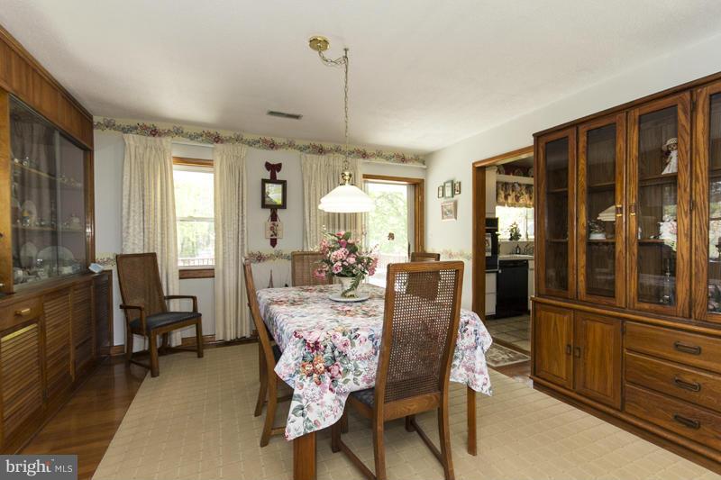 9413 Old Harford Road Baltimore, MD 21234 - Photo 9 of 30 Dining Room