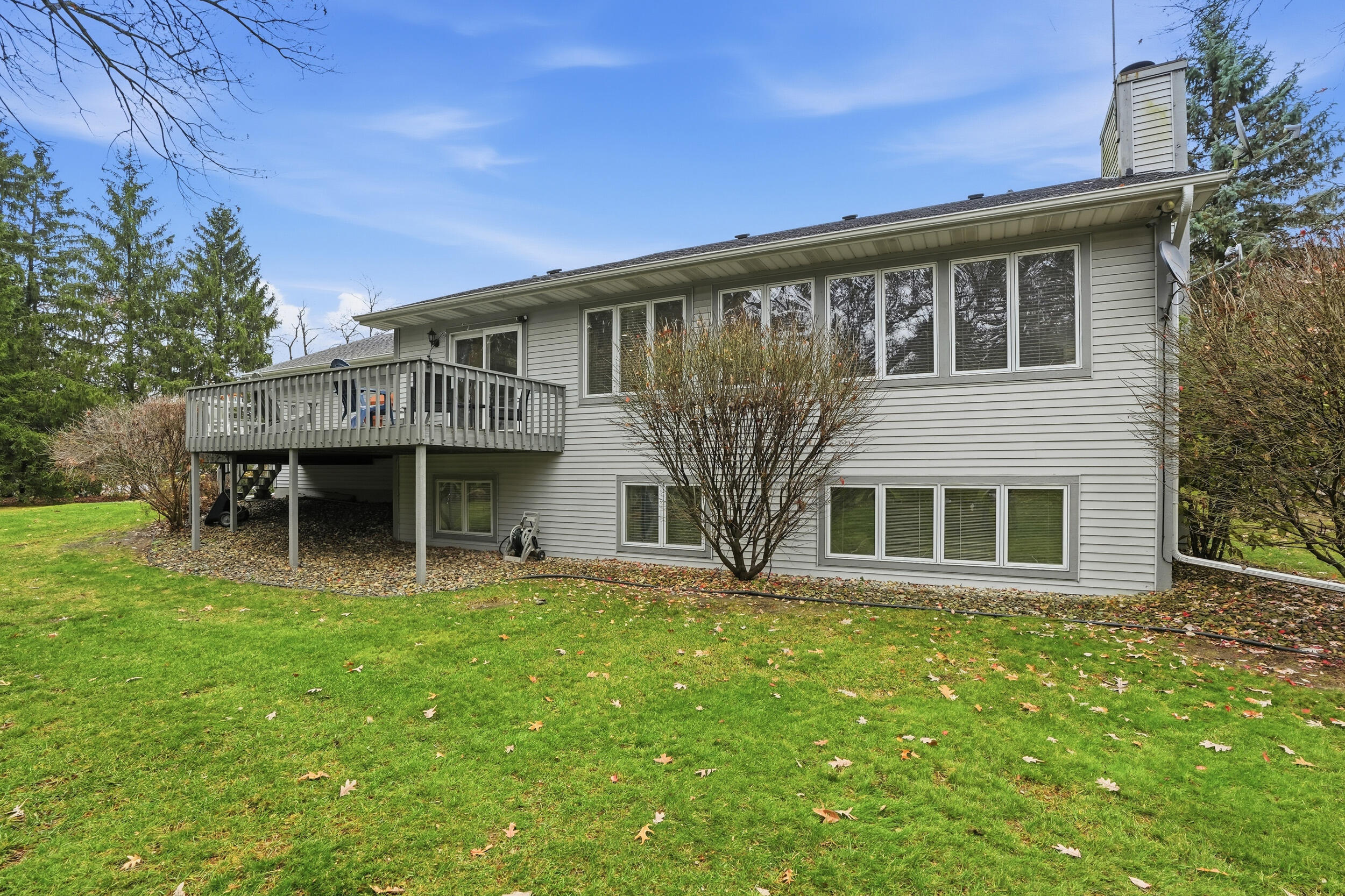 10906 Bunker Drive Demotte, IN 46310 - Photo 3 of 35 2500x1666