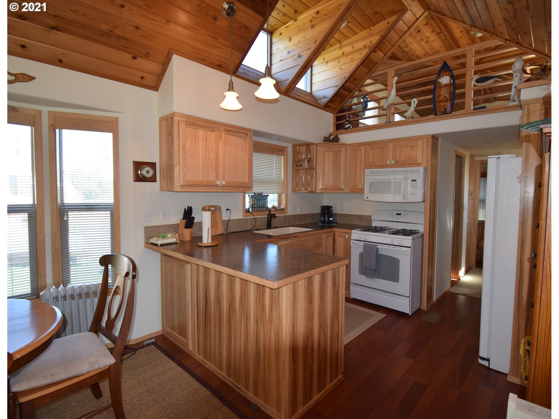 53877 Beach Loop Road, Unit 7 Bandon, OR 97411 - Photo 10 of 25 Gallery Image 10