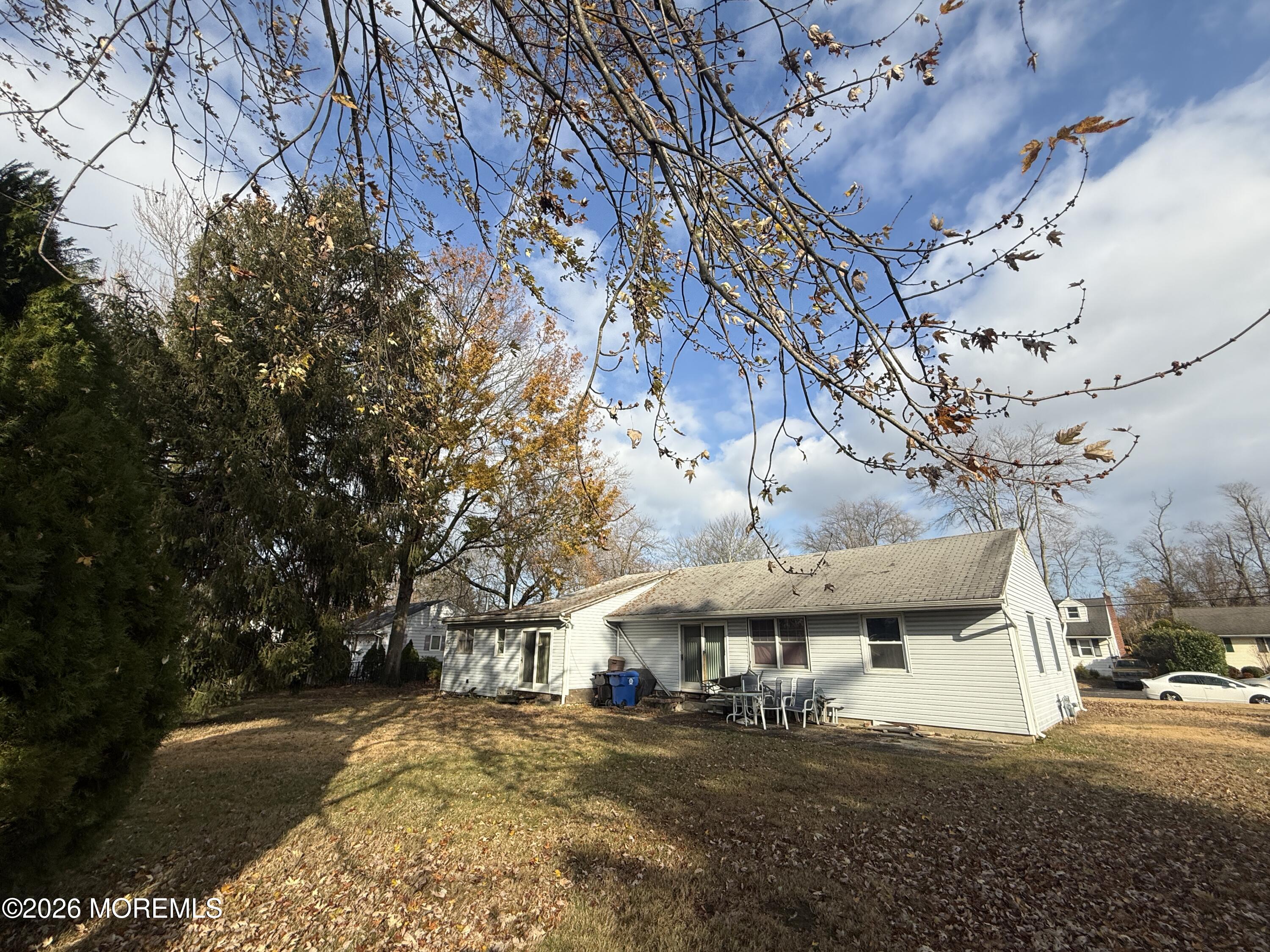 574 Hopping Road Belford, NJ 07718 - Photo 10 of 22 IMG_2916