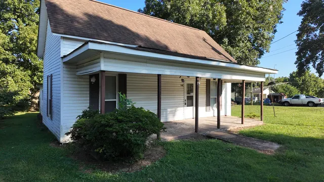 $60,000 | 700 South Main Street, Whitwell, TN 37397