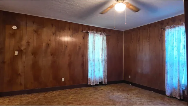 $60,000 | 700 South Main Street, Whitwell, TN 37397