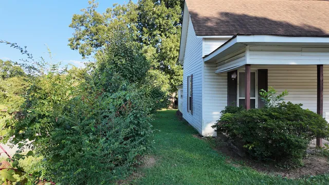 $60,000 | 700 South Main Street, Whitwell, TN 37397