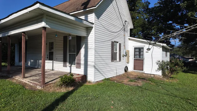 $60,000 | 700 South Main Street, Whitwell, TN 37397