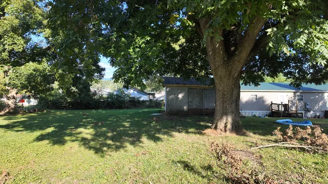 $60,000 | 700 South Main Street, Whitwell, TN 37397