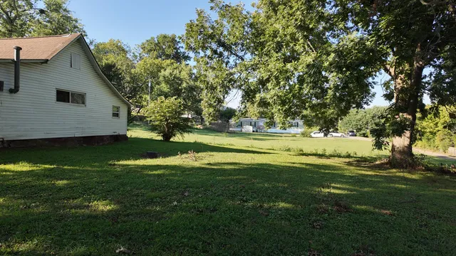 $60,000 | 700 South Main Street, Whitwell, TN 37397