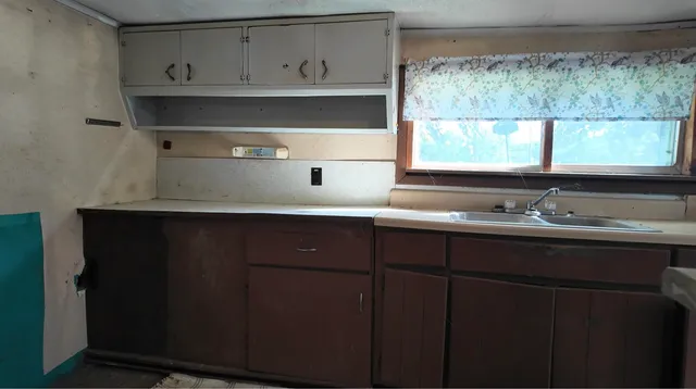 $60,000 | 700 South Main Street, Whitwell, TN 37397