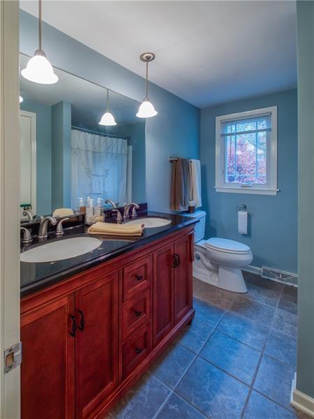 2569 Cole Road Wexford, PA 15090 - Photo 20 of 25 Gallery Image 20