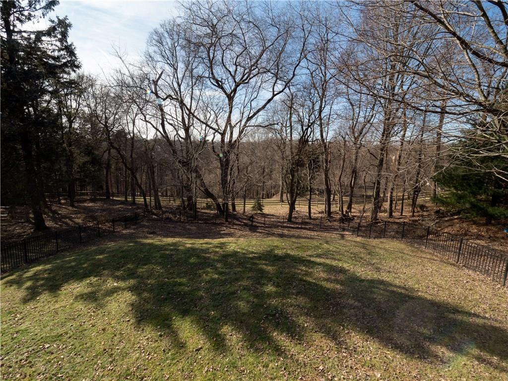 2569 Cole Road Wexford, PA 15090 - Photo 24 of 25 Gallery Image 24
