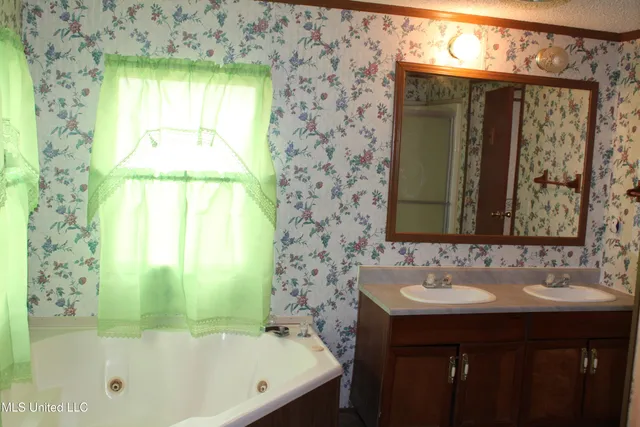 $168,900 | 2843 Prichard Road, Coldwater, MS 38618