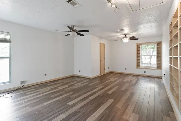 $289,000 | 15050 Cardinal Trail, Conroe, TX 77302