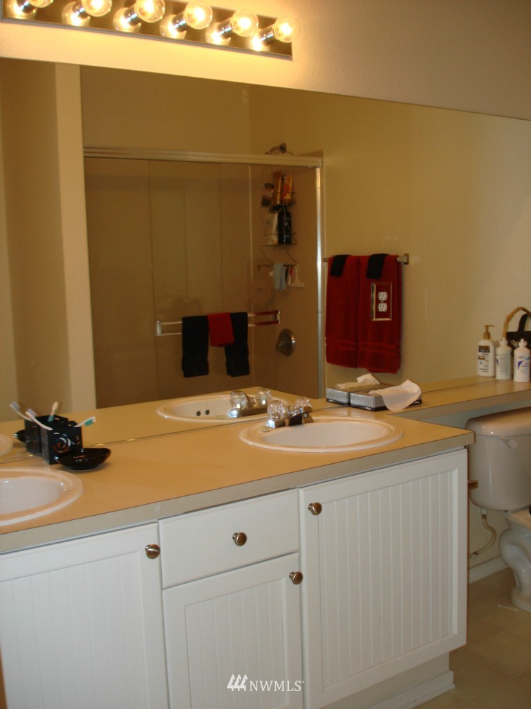 1500 South 18th Street, Unit R 101 Renton, WA 98055 - Photo 9 of 15 Gallery Image 9