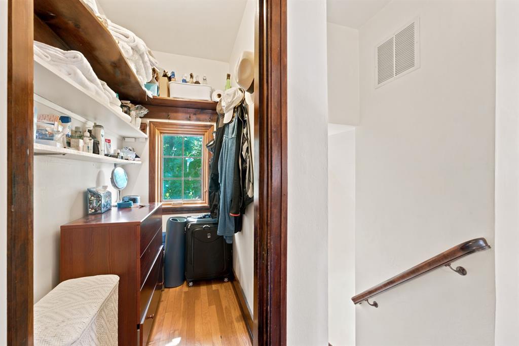 6515 Landview Road Pittsburgh, PA 15217 - Photo 27 of 31 Gallery Image 27