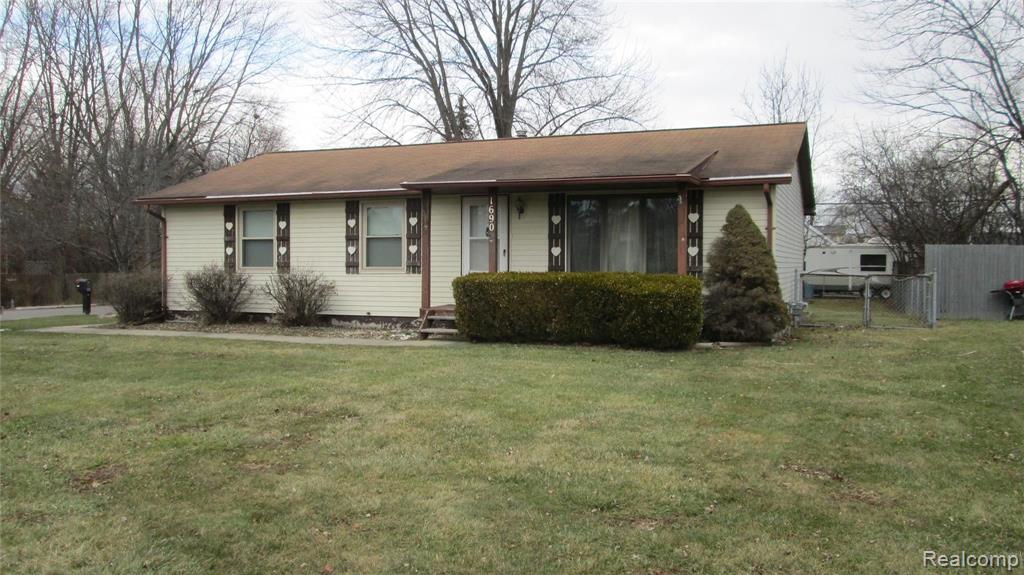 1690 South Boulevard Rochester, MI 48309 - Photo 2 of 24