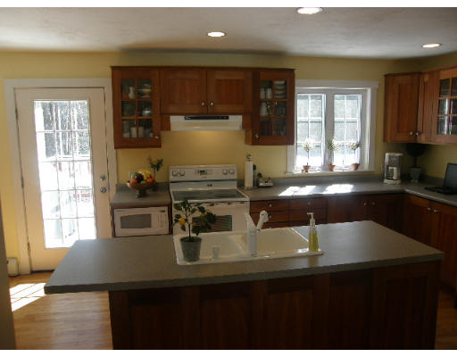 21 Patricia Road Westminster, MA 01473 - Photo 7 of 24