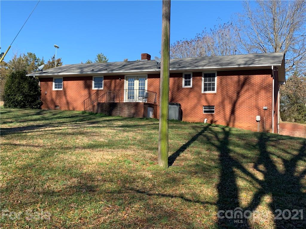24786 Barbees Grove Road Oakboro, NC 28129 - Photo 4 of 30 Gallery Image 4