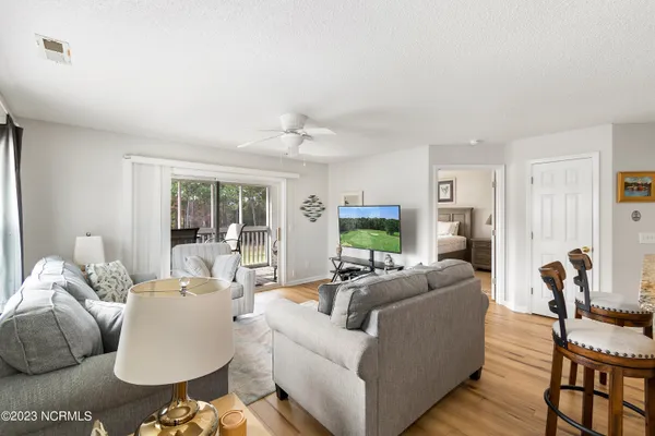 $2,400 | 3350 Club Villas Drive, Unit 305, Southport, NC 28461