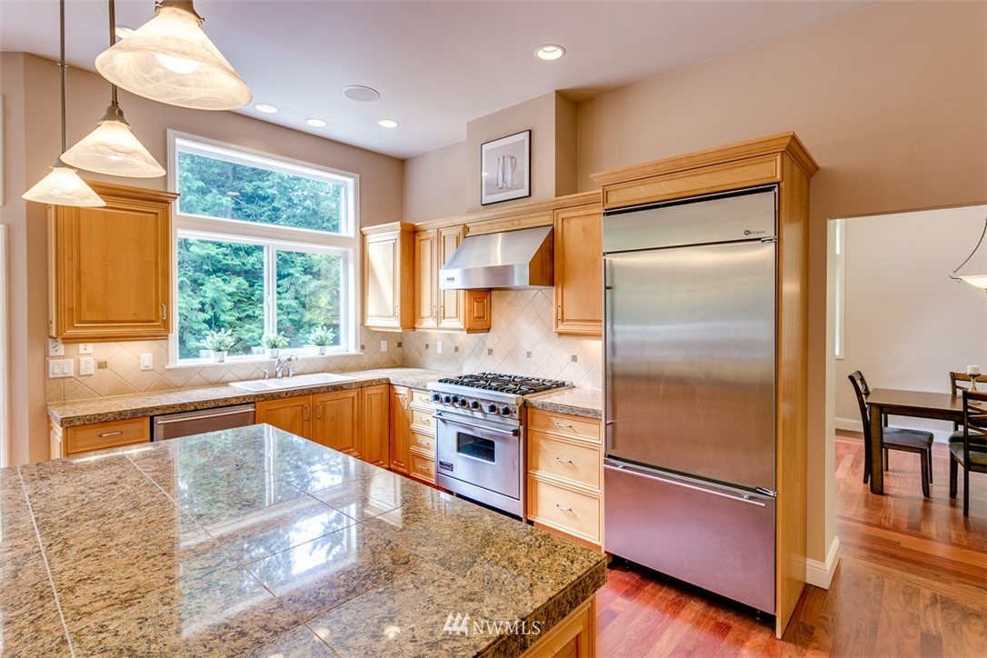 6401 Haley Loop Road Northeast Bainbridge Island, WA 98110 - Photo 8 of 25