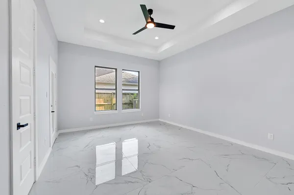 $2,500 | 90 Burress Street, Unit B, Houston, TX 77022