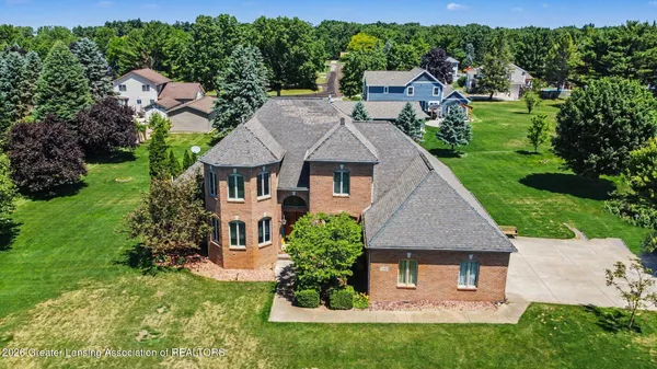 $565,000 | 7484 Shotsilk Drive, Jackson, MI 49201