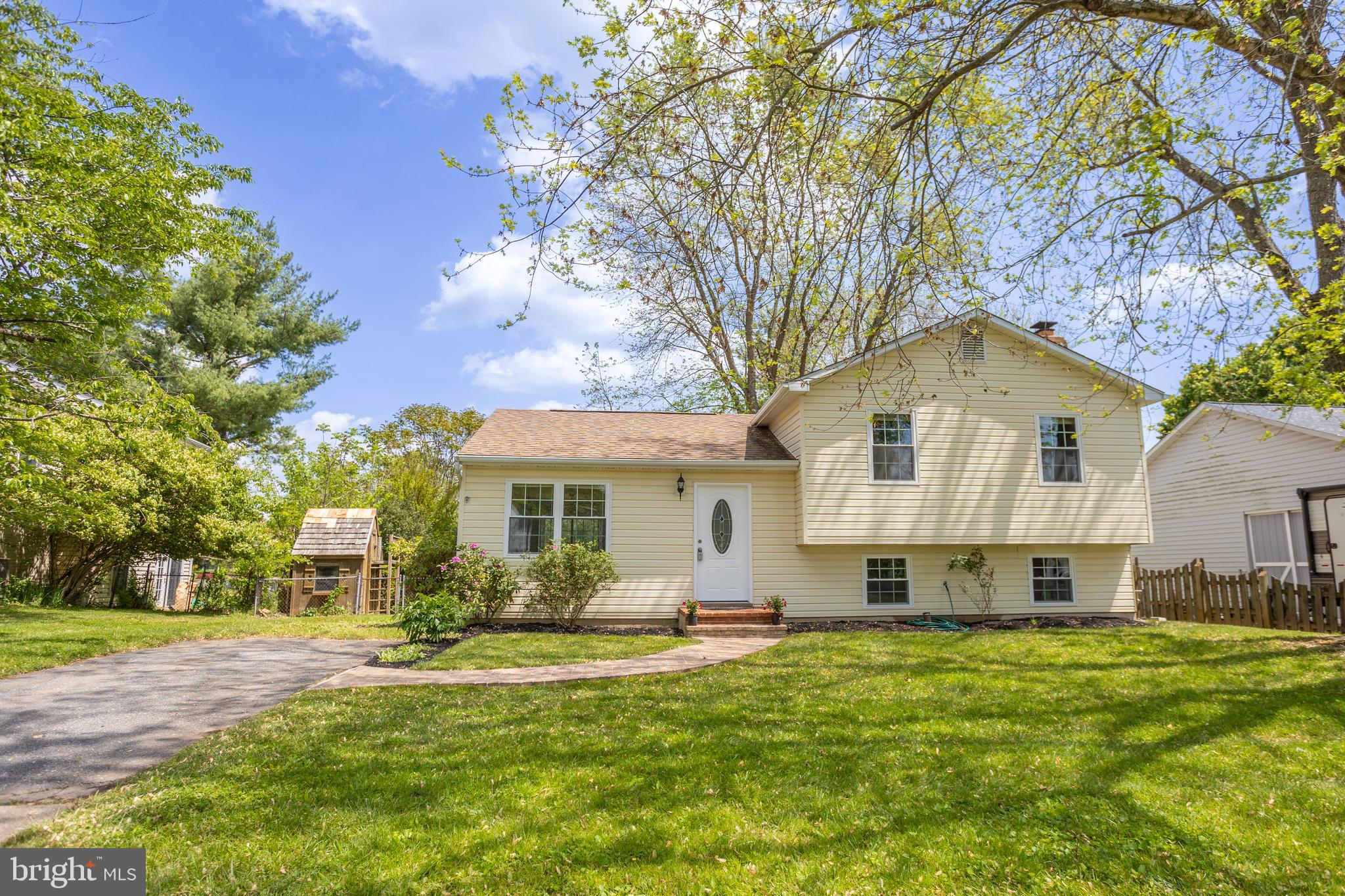 24113 Welsh Road Gaithersburg, MD 20882 - Photo 1 of 36 Gallery Image 1