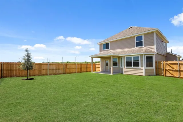 $349,990 | 9229 Union Pacific Drive, Crowley, TX 76036