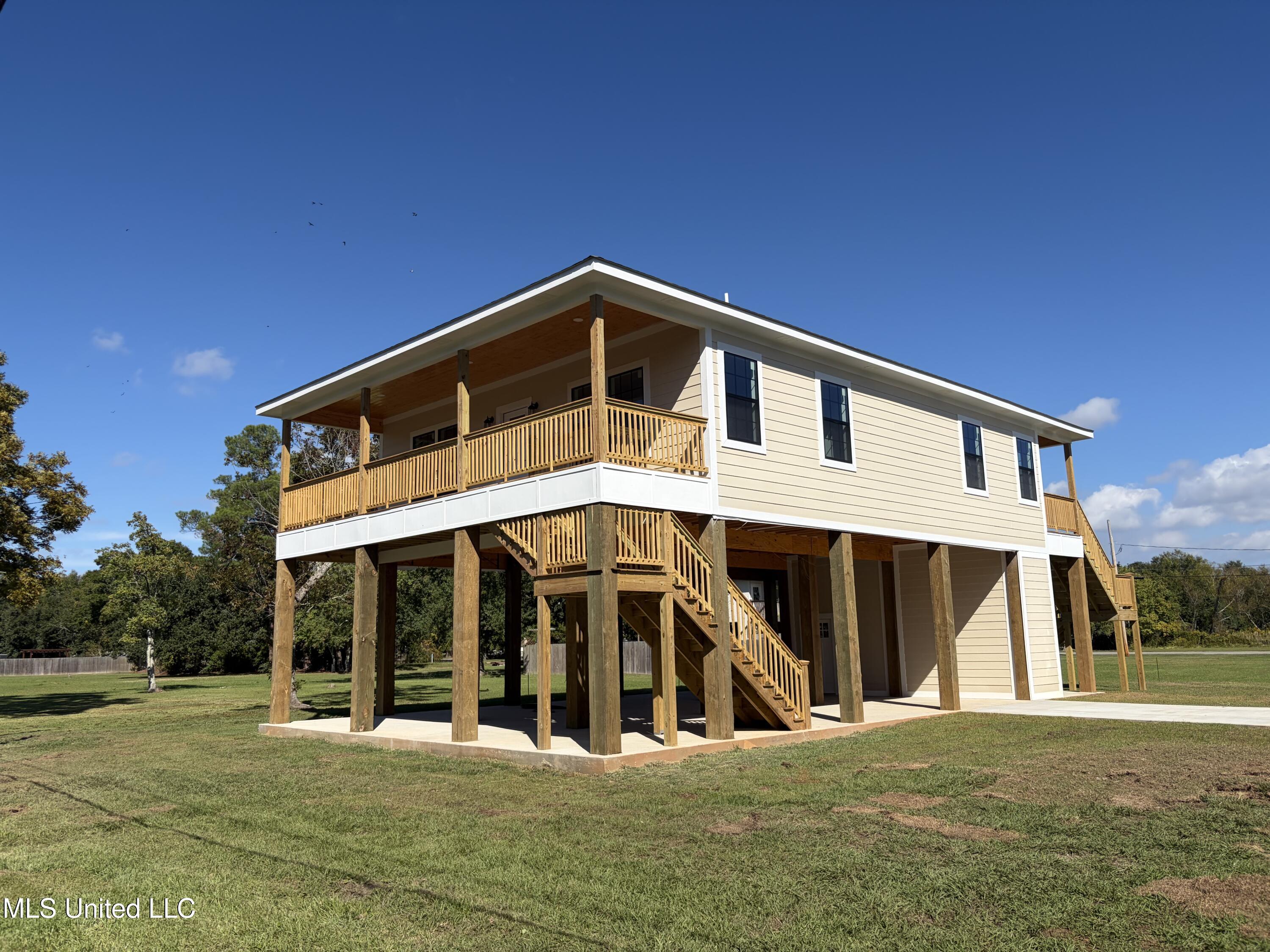 800 12th Street Pascagoula, MS 39567 - Photo 1 of 32 IMG_4135