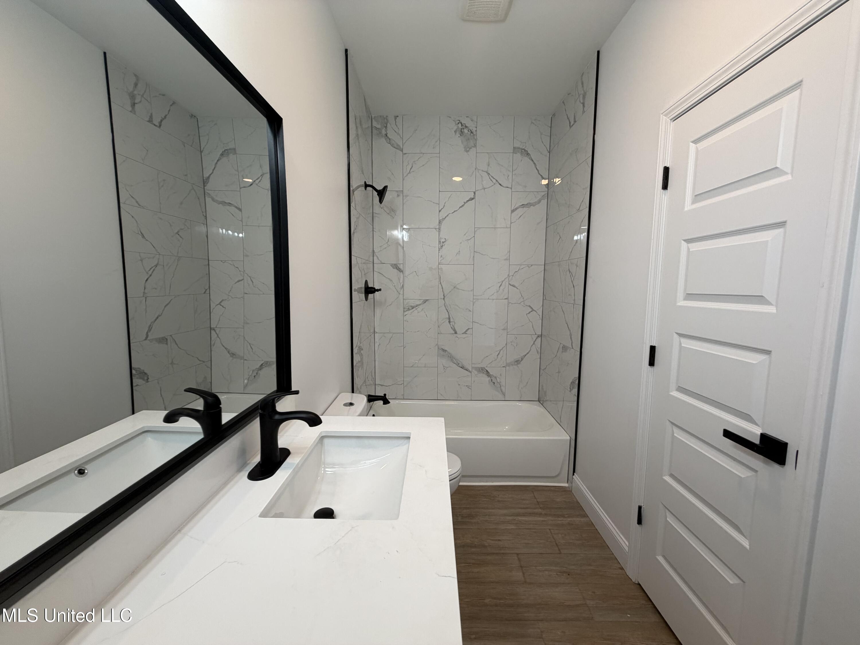 800 12th Street Pascagoula, MS 39567 - Photo 20 of 32 IMG_4416