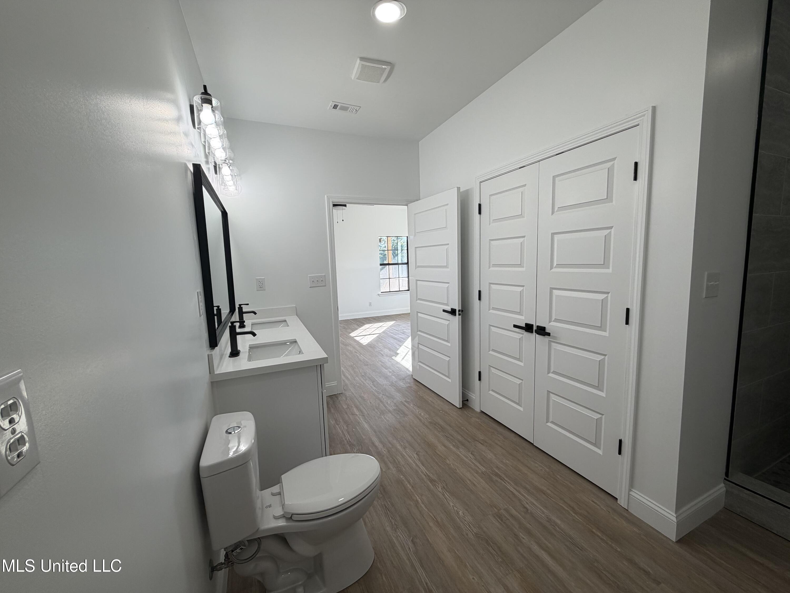 800 12th Street Pascagoula, MS 39567 - Photo 26 of 32 IMG_4421