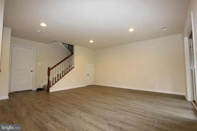 $3,350 | 325 Hersden Lane, Arnold, MD 21012