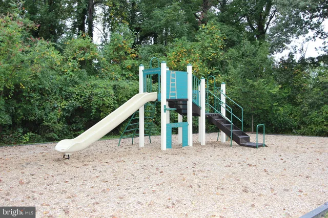 $3,350 | 325 Hersden Lane, Arnold, MD 21012