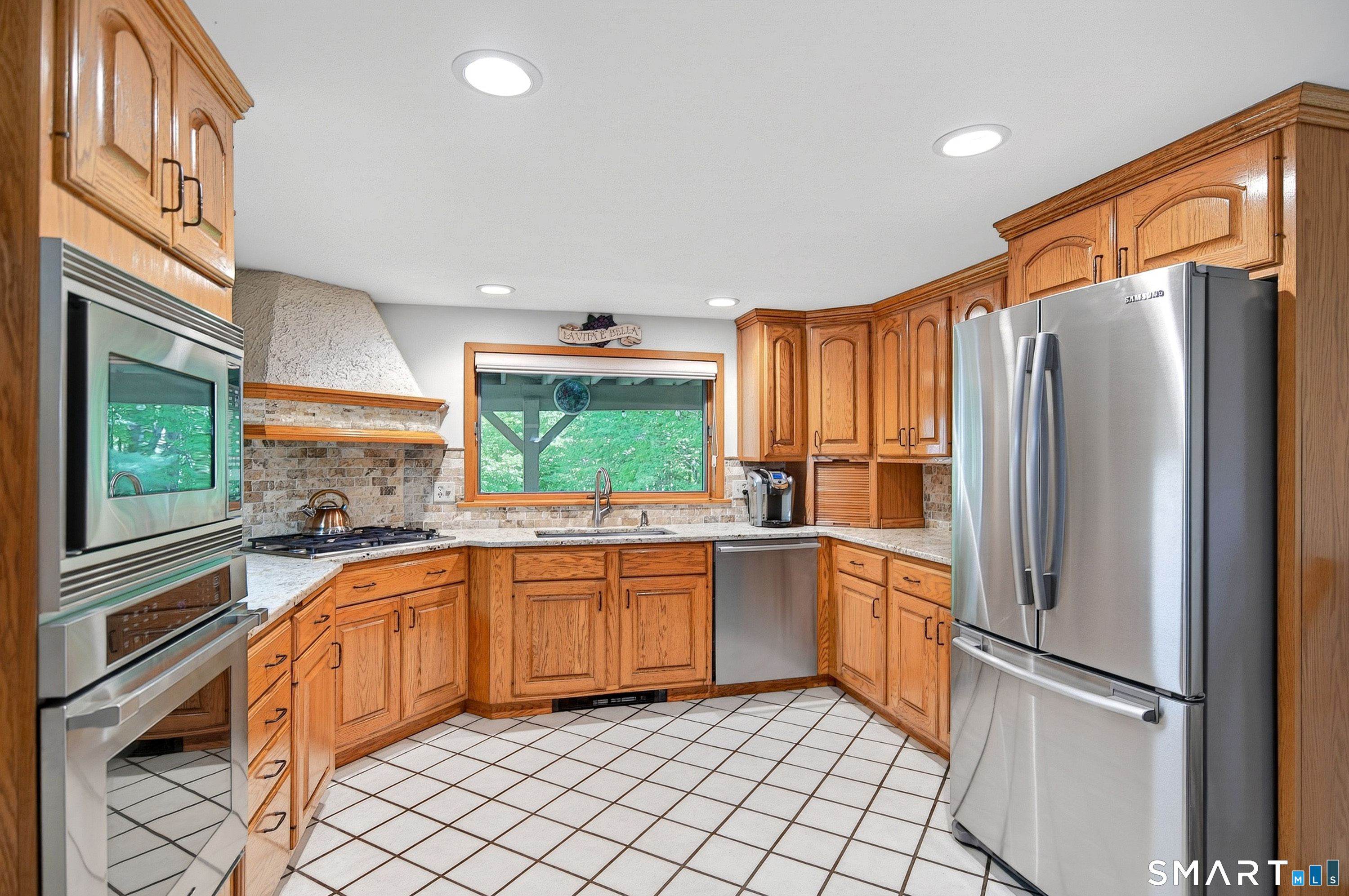 238 Pine Hill Road New Fairfield, CT 06812 - Photo 15 of 34