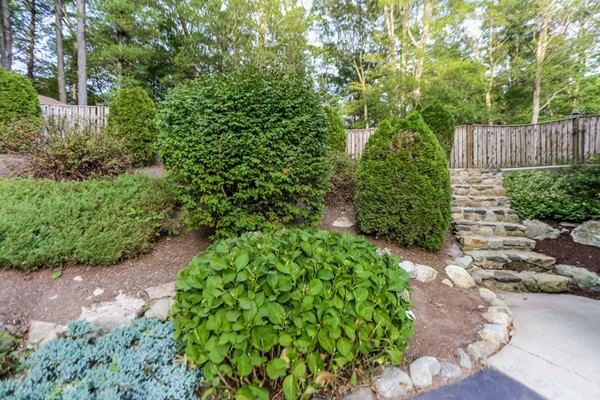 60 Bayberry Road Raynham, MA 02767 - Photo 6 of 30 Gallery Image 6