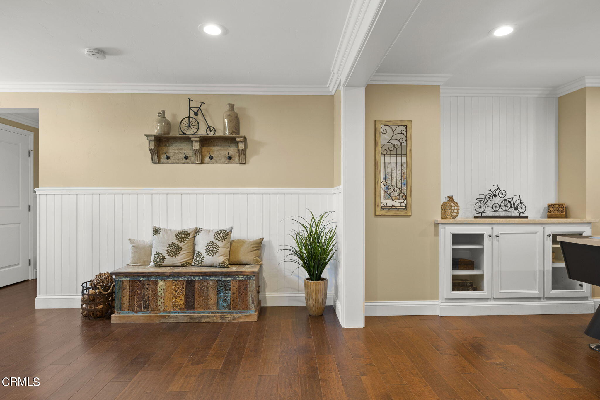 3624 Ocean Drive Oxnard, CA 93035 - Photo 39 of 69 Foyer