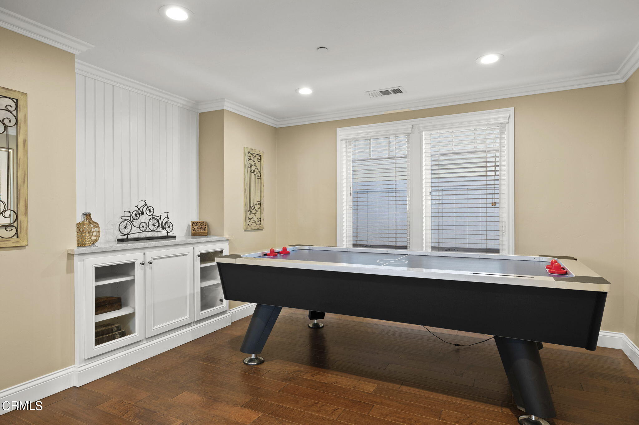 3624 Ocean Drive Oxnard, CA 93035 - Photo 48 of 69 First Level Game Room/Den/Living Room