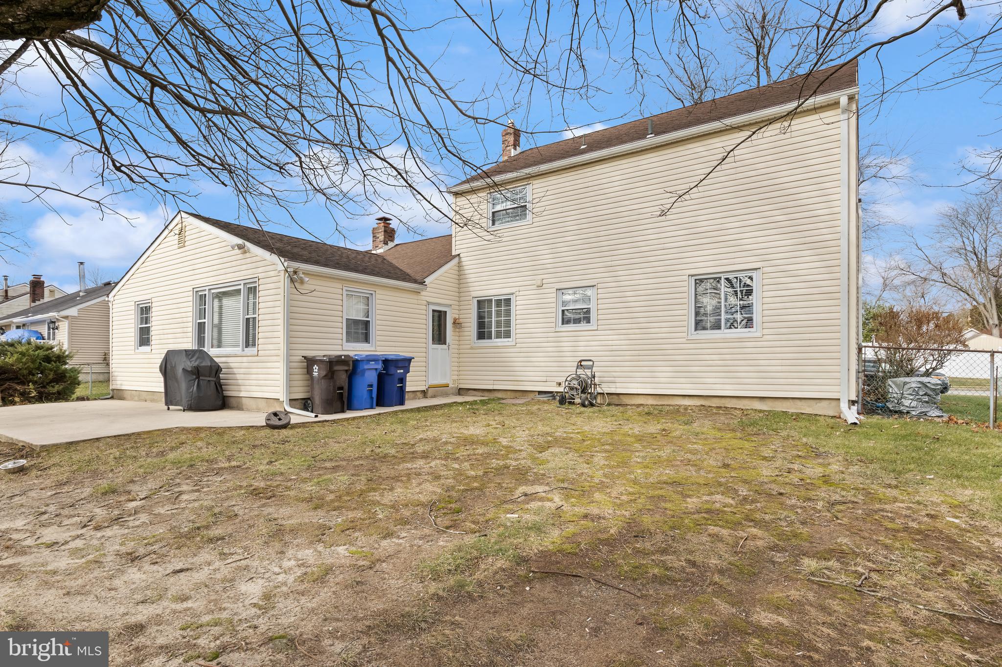 207 Farmington Road Delran, NJ 08075 - Photo 29 of 30 a view of a backyard with a large tree