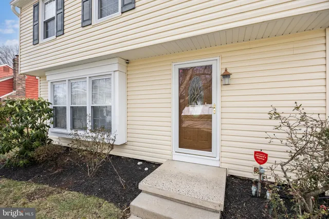 $429,900 | 207 Farmington Road, Delran, NJ 08075