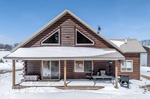 $699,900 | E5097 State Road 54, Weyauwega, WI 54983