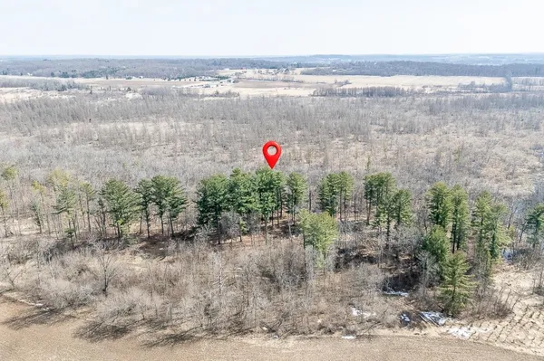 $699,900 | E5097 State Road 54, Weyauwega, WI 54983