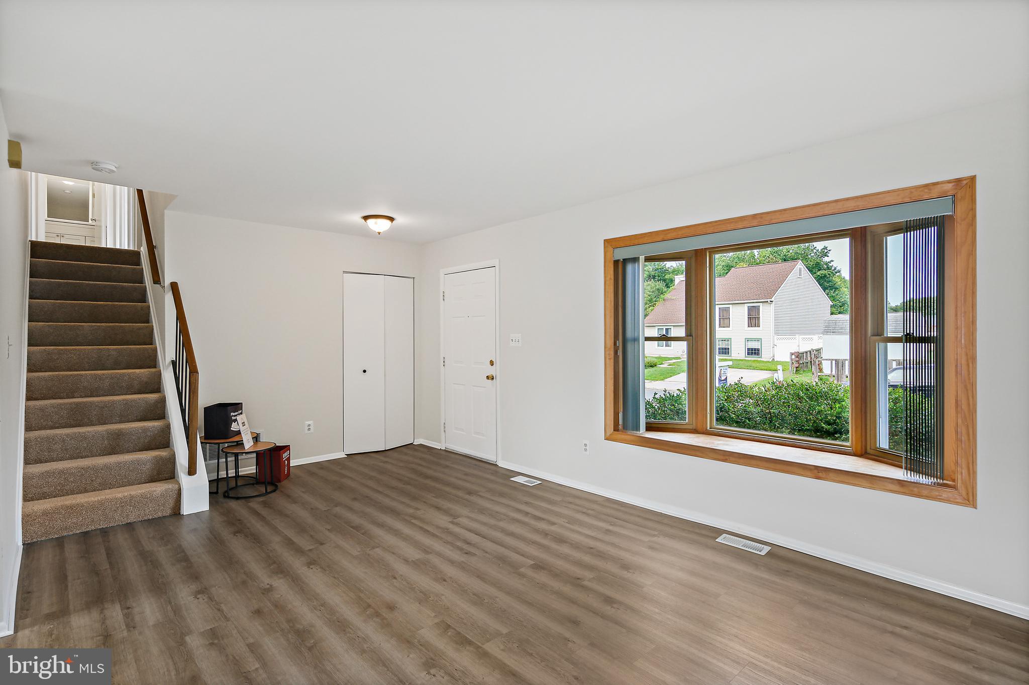 7103 Olivia Road Middle River, MD 21220 - Photo 11 of 31 Living Room