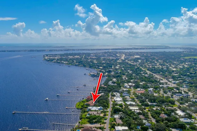 $22,500 | 901 Southeast Riverside Drive, Stuart, FL 34994