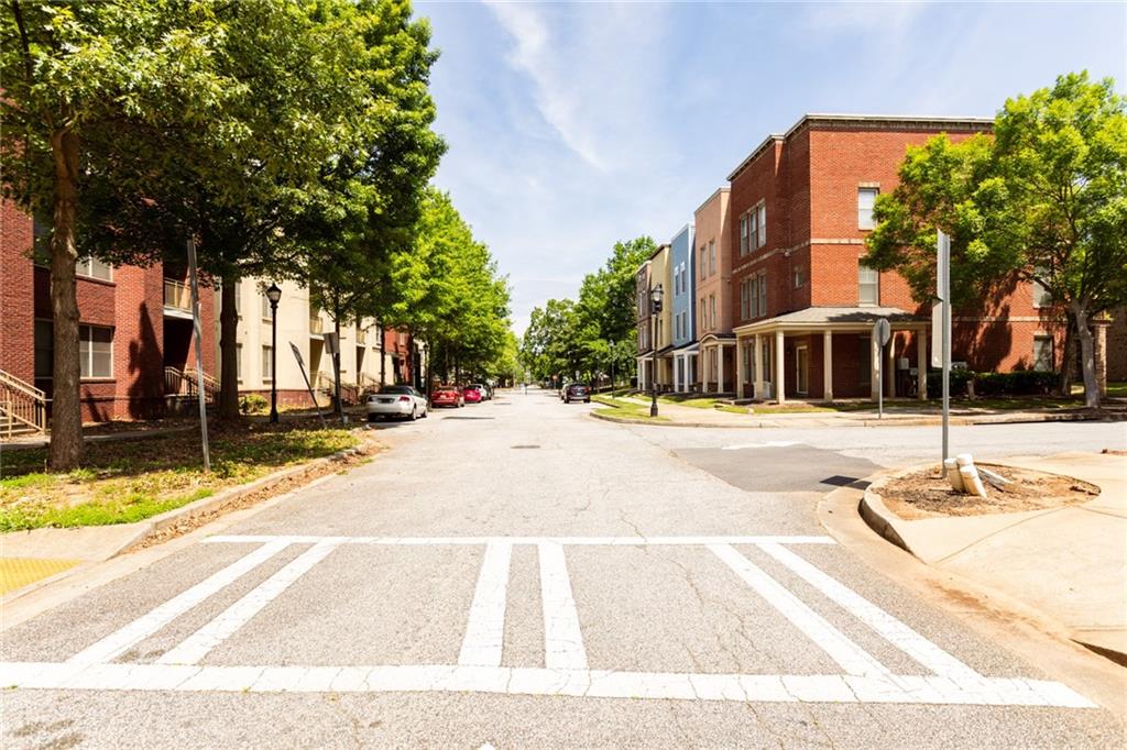 870 Mayson Turner Road Northwest, Unit 1144 Atlanta, GA 30314 - Photo 32 of 34 Gallery Image 32