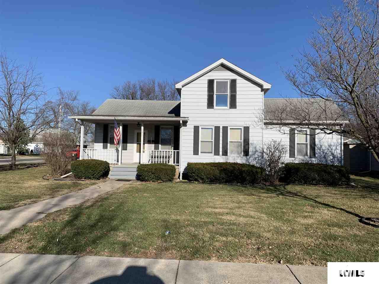 702 Decatur Street Lincoln, IL 62656 - Photo 1 of 20 Gallery Image 1