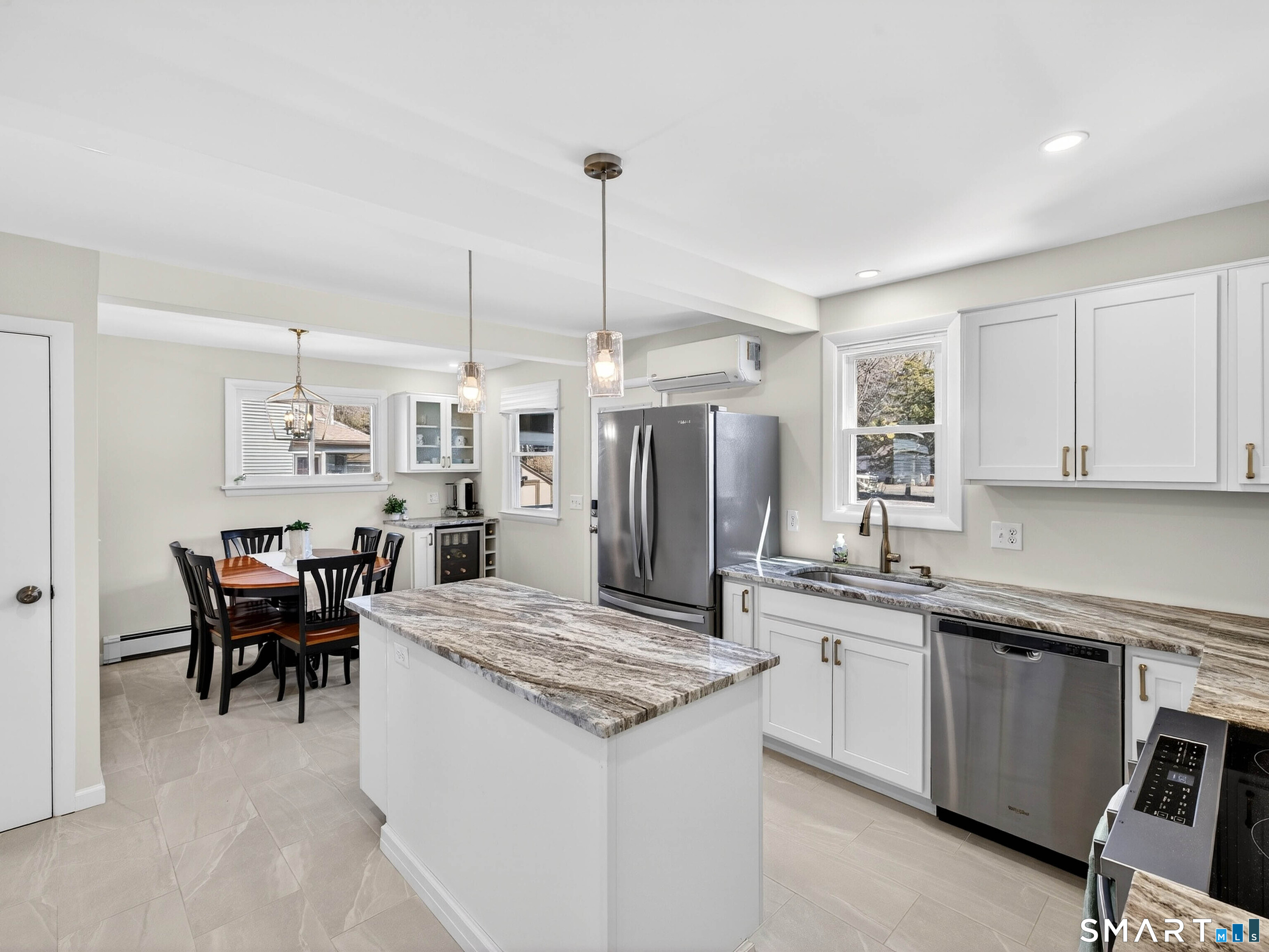 24 Grove Avenue Wolcott, CT 06716 - Photo 14 of 38