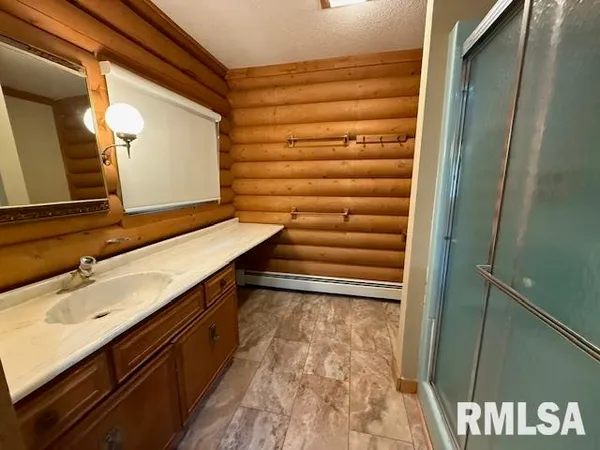 $355,999 | 1 Marty Lane, Macomb, IL 61455