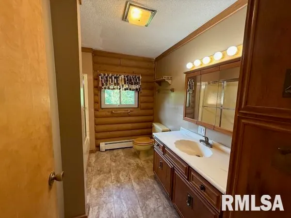 $355,999 | 1 Marty Lane, Macomb, IL 61455