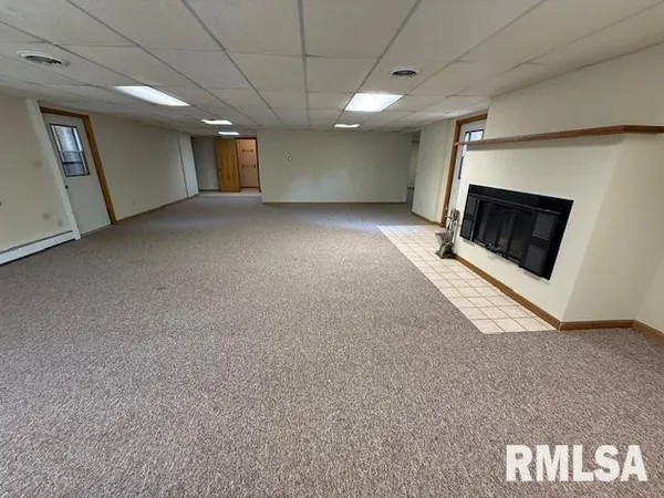 $355,999 | 1 Marty Lane, Macomb, IL 61455