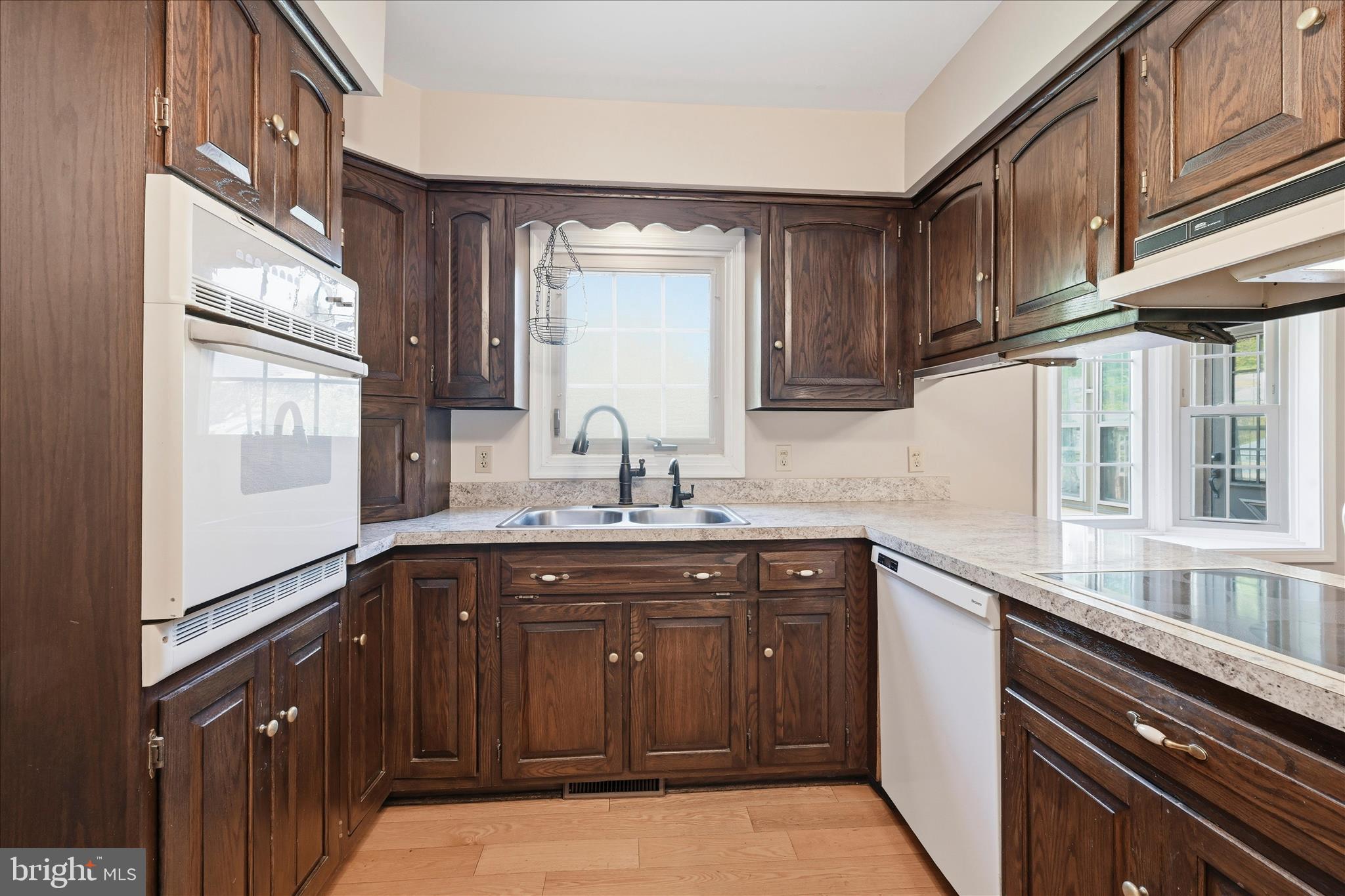 1828 North Eden Road Lancaster, PA 17601 - Photo 18 of 56 Kitchen
