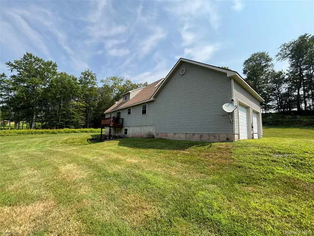 $429,000 | 595 Hurd And Parks Road, Swan Lake, NY 12783