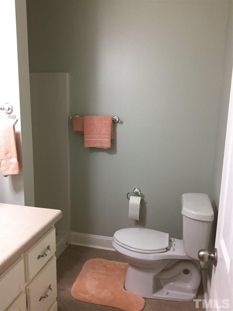 1144 Bluegrass Road Selma, NC 27576 - Photo 4 of 10 Gallery Image 4